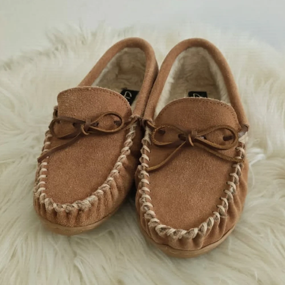 Clarks Men's Augusta Moccasin Winter Slippers Size 5 🌴✌️